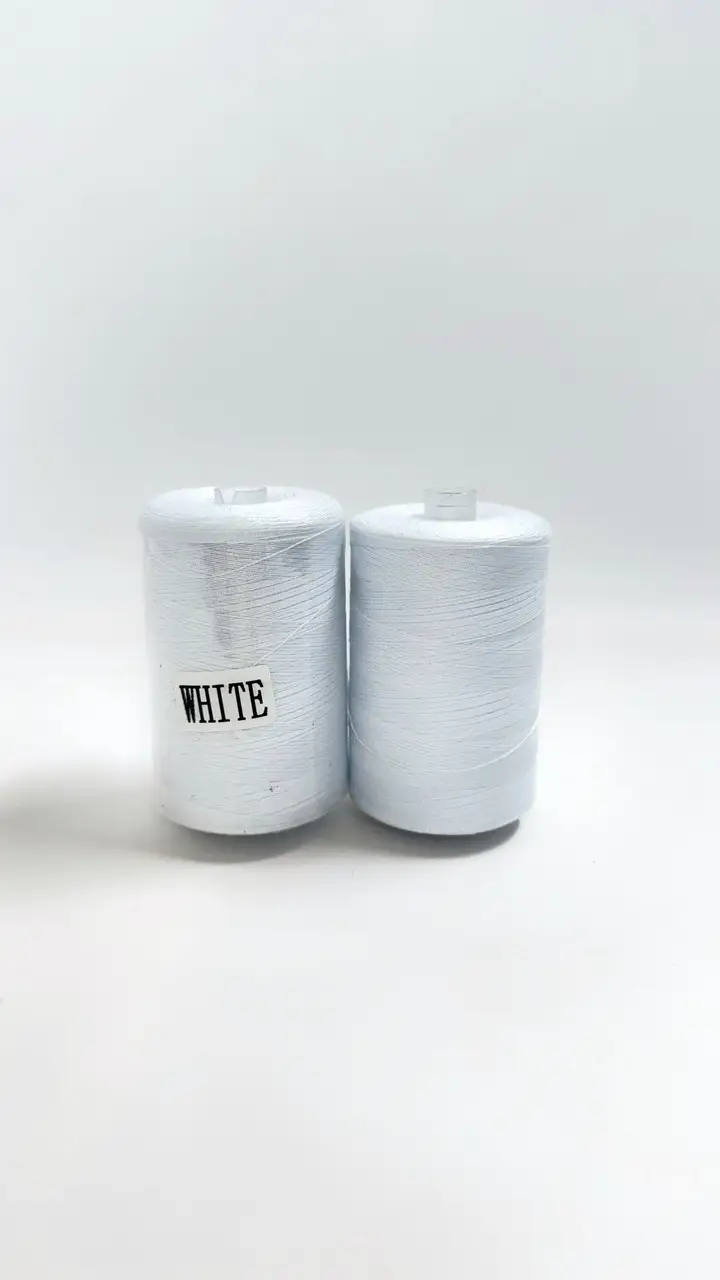 Нитка армована 100%PE 28S/2 DA-TEX біла для промислового шиття