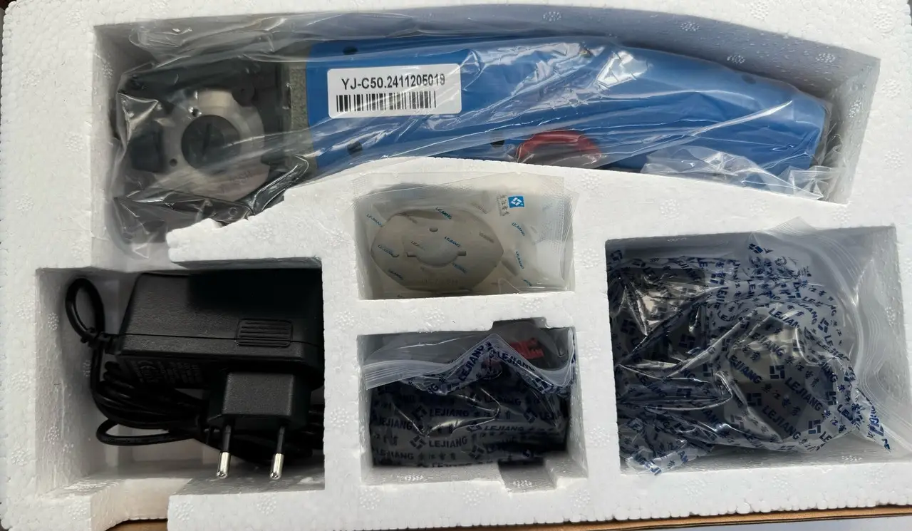 Ніж розкрійний Lejiang YJ-С50 акумуляторний з високоякісним рушієм та лезом діаметром 50 мм — 2